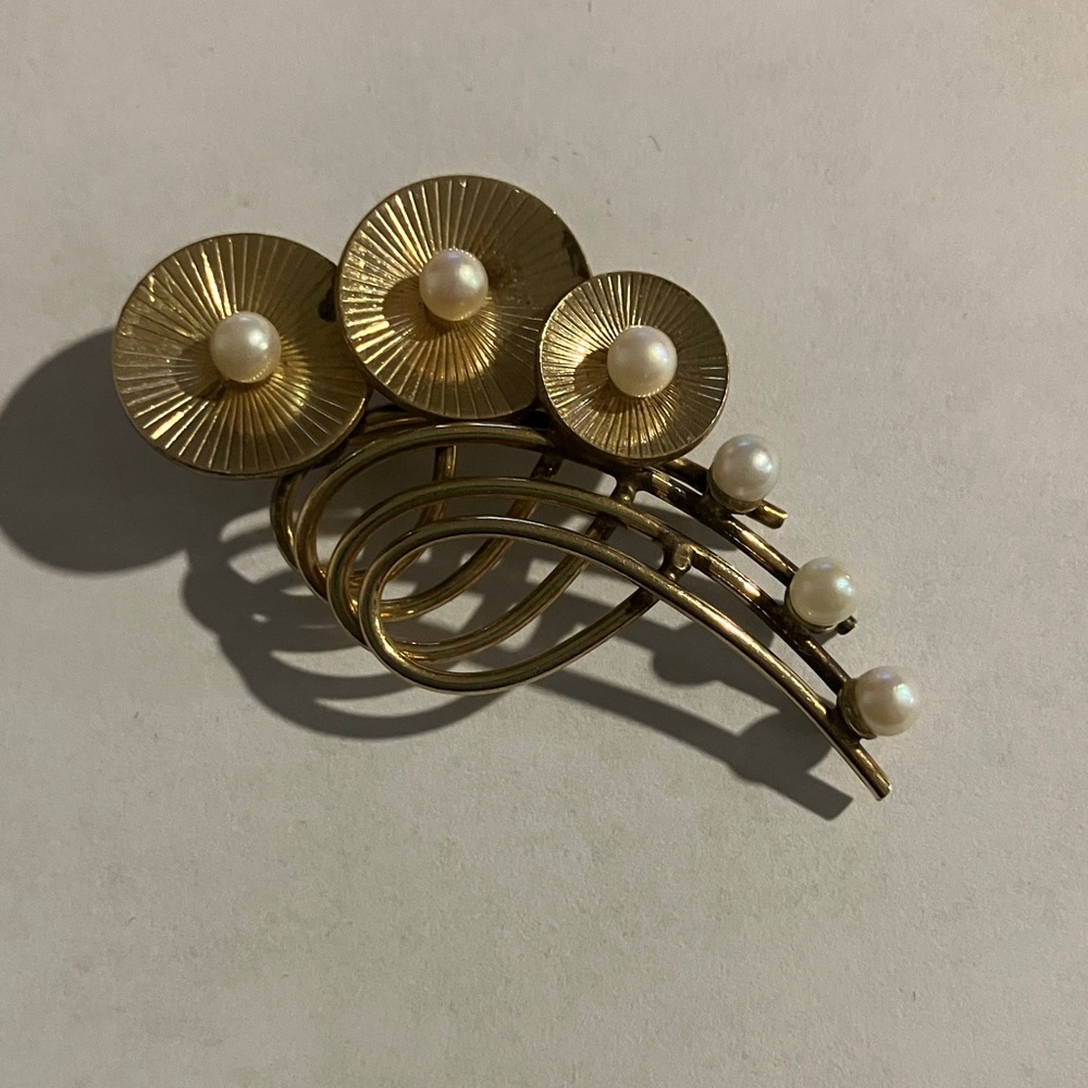 Winard Gold Filled Brooch with Pearls
